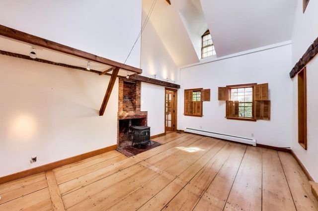 108 Auburn, Cambridge, MA 02139