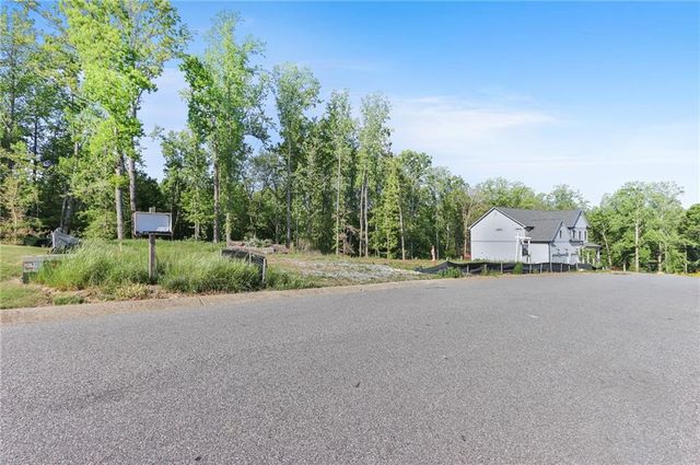 9535 Enclave Lane, Gainesville, GA 30506