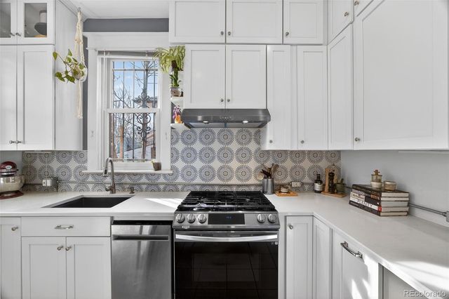 3020 N York Street, Denver, CO 80205