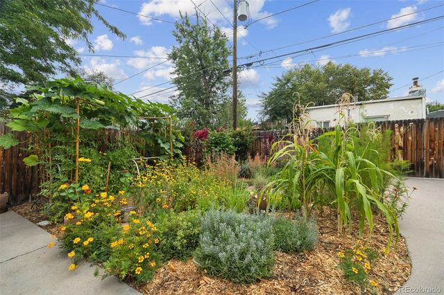 3020 N York Street, Denver, CO 80205