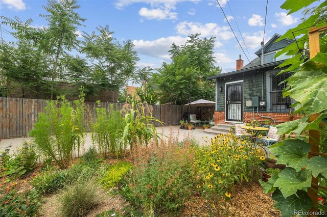 3020 N York Street, Denver, CO 80205