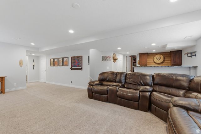 15165 S SILKWOOD CT, Draper, UT 84020