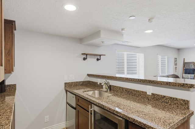 15165 S SILKWOOD CT, Draper, UT 84020