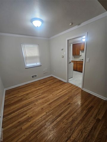 907 E Forest Avenue, Ypsilanti Charter Township, MI 48198