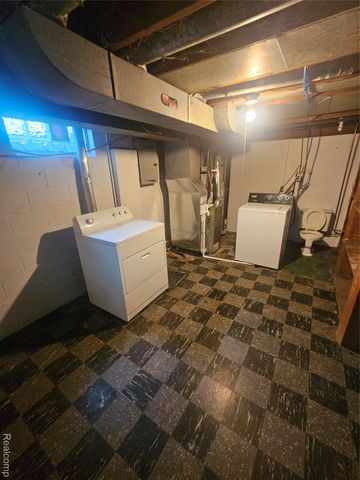 907 E Forest Avenue, Ypsilanti Charter Township, MI 48198