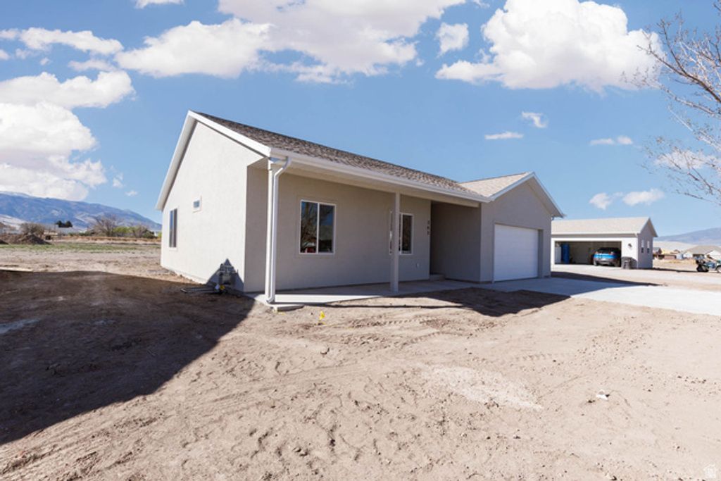 Image 16 of property listing at 363 W 230 N, Monroe, UT 84754