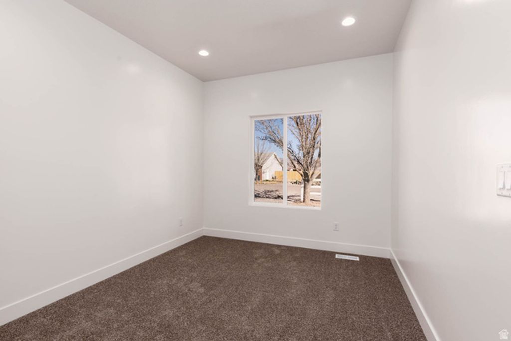 Image 19 of property listing at 363 W 230 N, Monroe, UT 84754