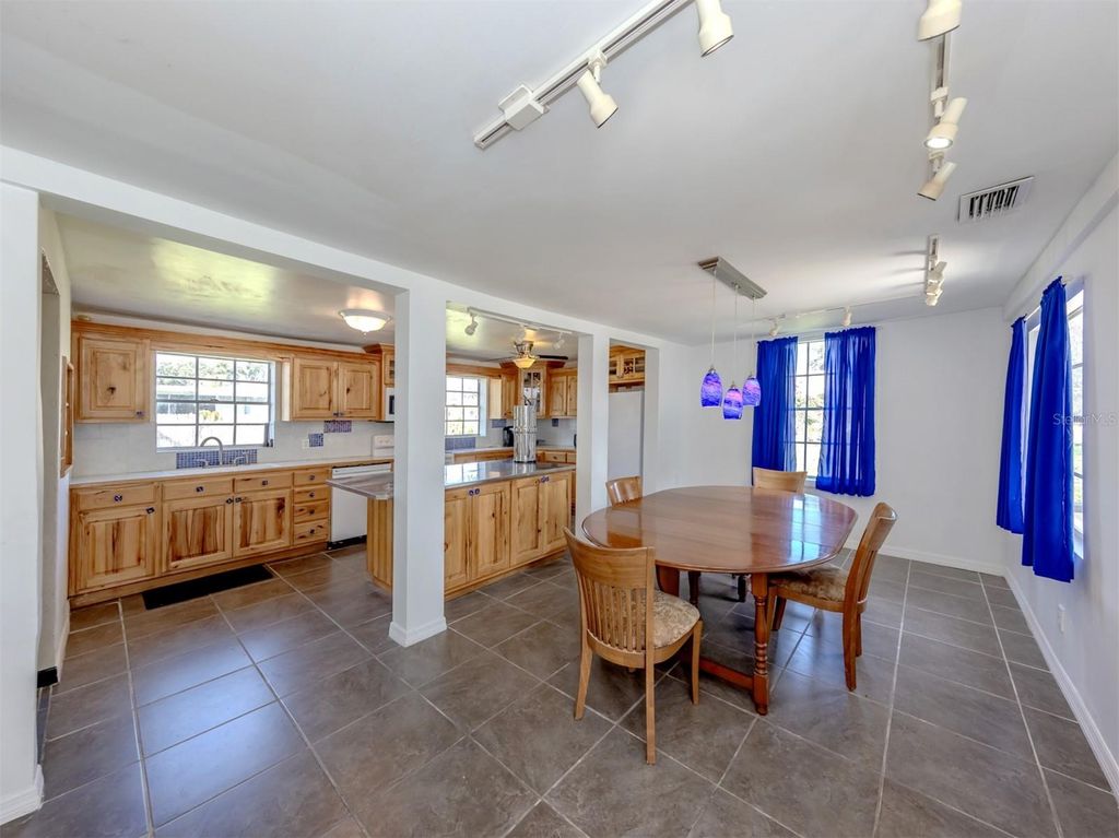 305 CHAUNCEY AVENUE, BRADENTON, FL 34208 — photo 5