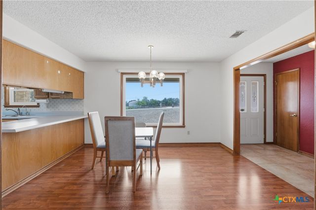 429 Booth Drive, San Marcos, TX 78666