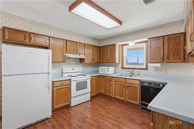 429 Booth Drive, San Marcos, TX 78666