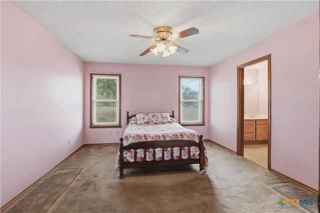 429 Booth Drive, San Marcos, TX 78666