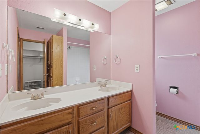 429 Booth Drive, San Marcos, TX 78666