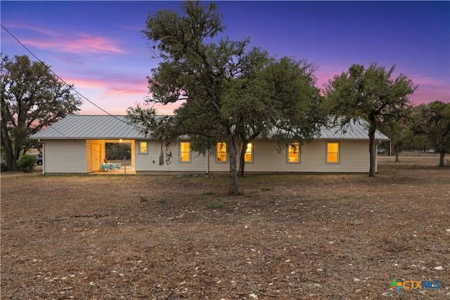 429 Booth Drive, San Marcos, TX 78666