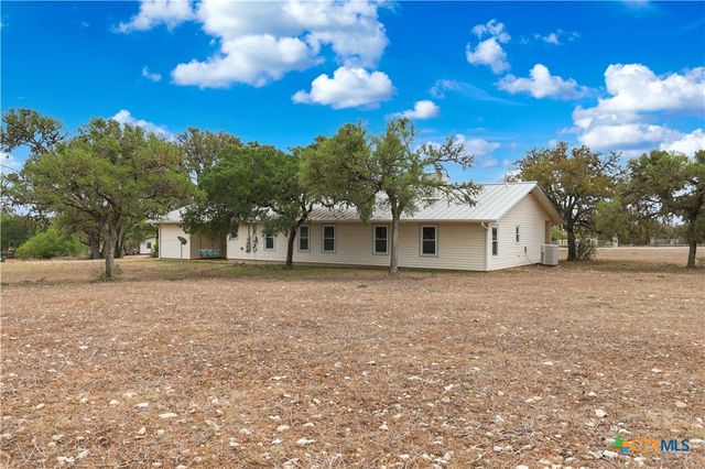 429 Booth Drive, San Marcos, TX 78666