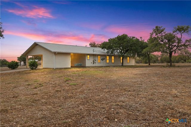 429 Booth Drive, San Marcos, TX 78666