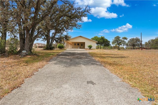 429 Booth Drive, San Marcos, TX 78666