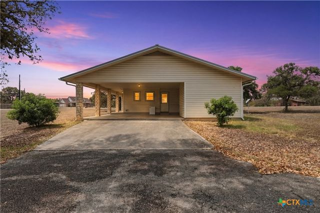 429 Booth Drive, San Marcos, TX 78666