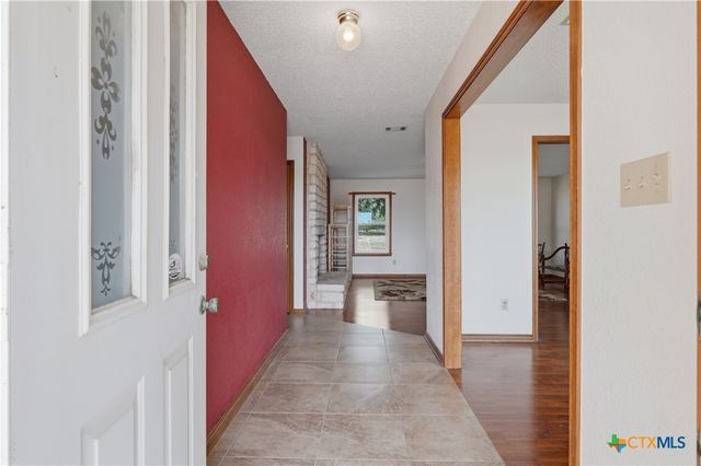 429 Booth Drive, San Marcos, TX 78666