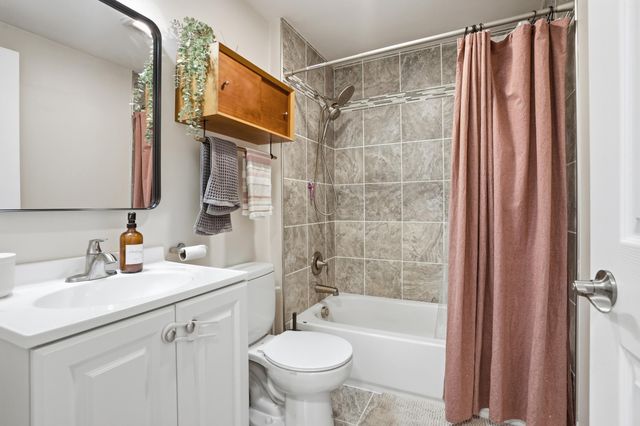 4906 W 109th Avenue, Crown Point, IN 46307