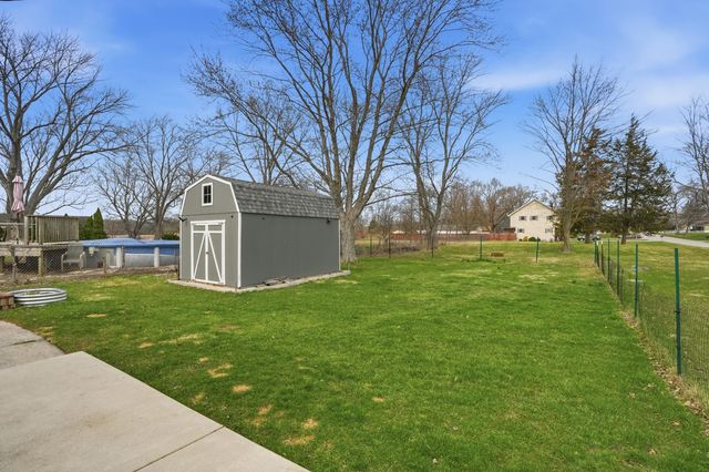 4906 W 109th Avenue, Crown Point, IN 46307