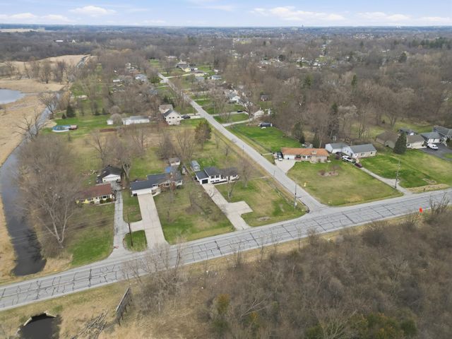 4906 W 109th Avenue, Crown Point, IN 46307