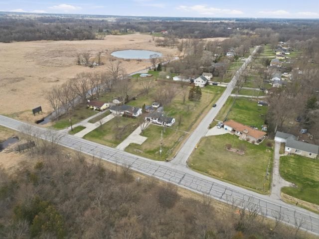 4906 W 109th Avenue, Crown Point, IN 46307