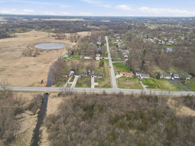 4906 W 109th Avenue, Crown Point, IN 46307