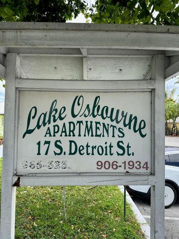 17 Detroit Street 4, Lake Worth, FL 33461