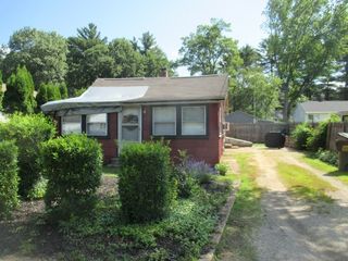 59 Lake View, West Brookfield, MA 01585