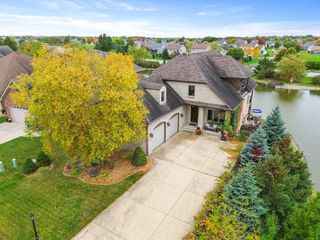 10380 Doubletree Drive S, Crown Point, IN 46307