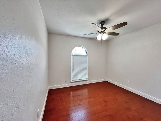 1410 Independence Trail, Grand Prairie, TX 75052