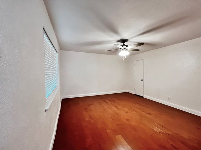 1410 Independence Trail, Grand Prairie, TX 75052