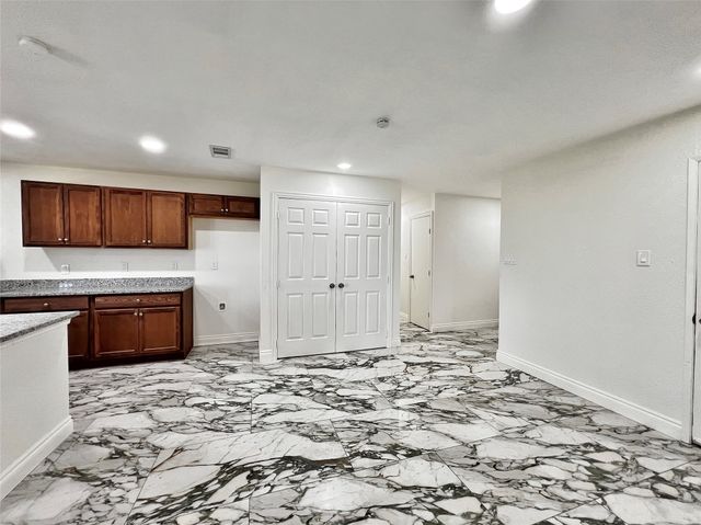 1410 Independence Trail, Grand Prairie, TX 75052