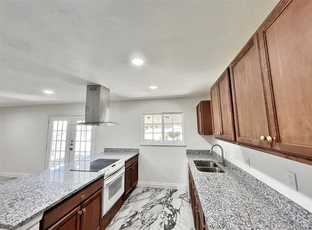 1410 Independence Trail, Grand Prairie, TX 75052