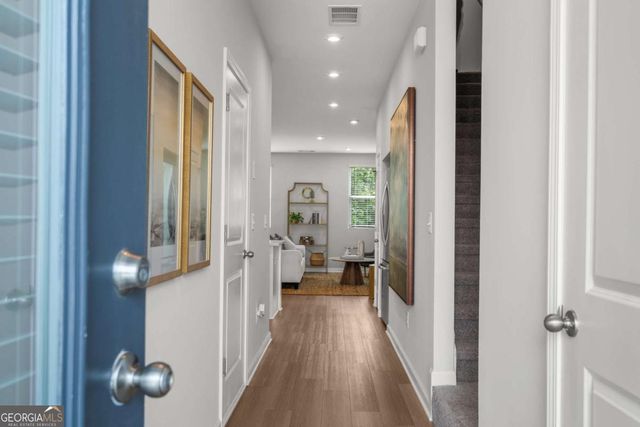 518 Crown Drive 10, Emerson, GA 30137