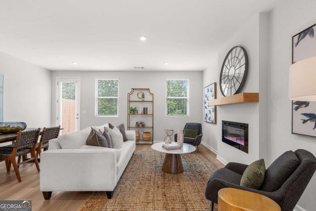 518 Crown Drive 10, Emerson, GA 30137