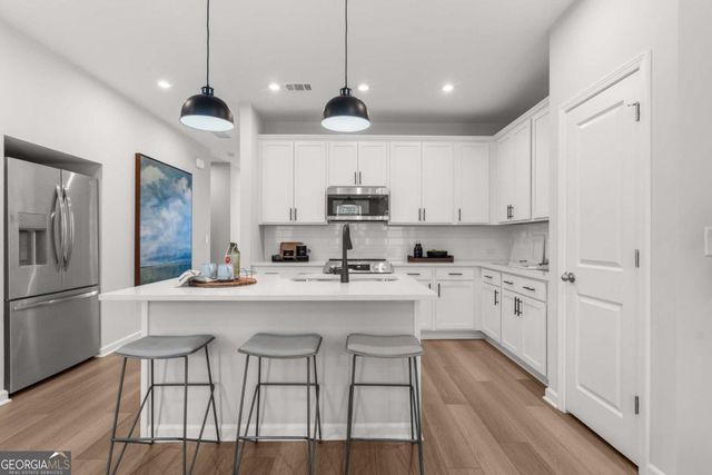 518 Crown Drive 10, Emerson, GA 30137