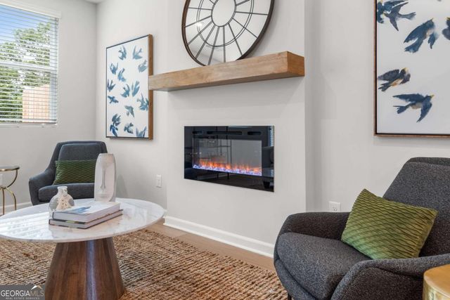 518 Crown Drive 10, Emerson, GA 30137