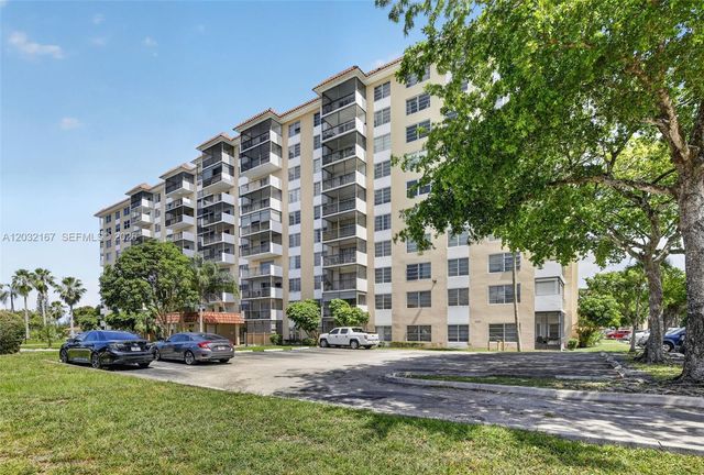 4174 Inverrary Drive 805, Lauderhill, FL 33319