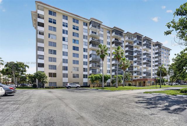 4174 Inverrary Drive 805, Lauderhill, FL 33319