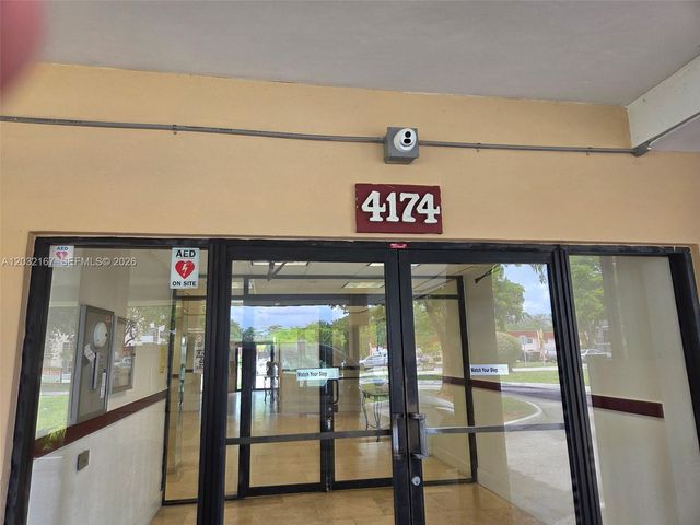 4174 Inverrary Drive 805, Lauderhill, FL 33319