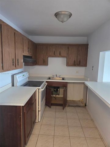 4174 Inverrary Drive 805, Lauderhill, FL 33319