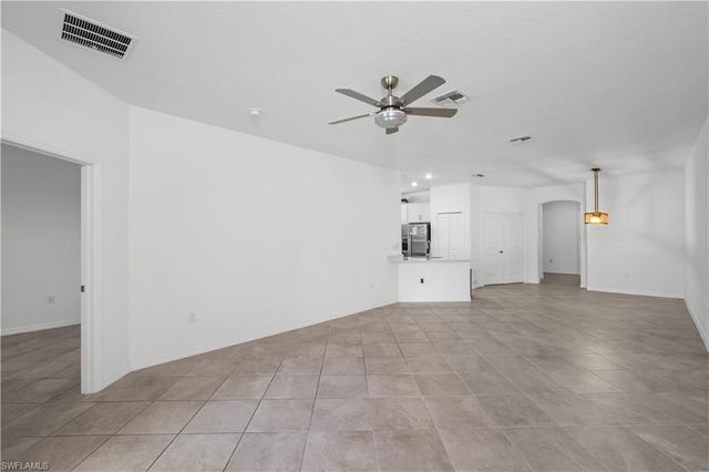 2180 Dragonfruit WAY, Naples, FL 34120