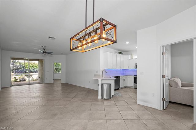 2180 Dragonfruit WAY, Naples, FL 34120