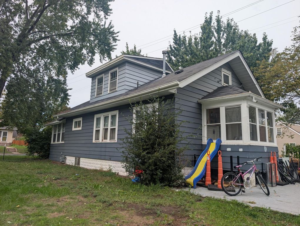 556 11th Avenue N, South Saint Paul, MN 55075 — photo 2