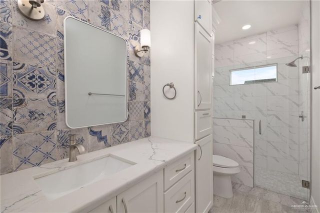 804 N Buxton Avenue, Edinburg, TX 78541