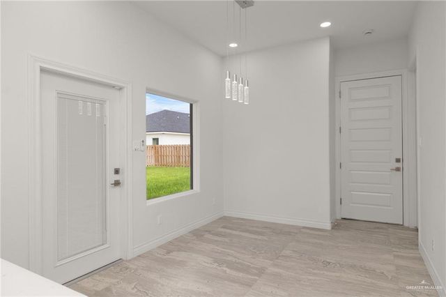 804 N Buxton Avenue, Edinburg, TX 78541