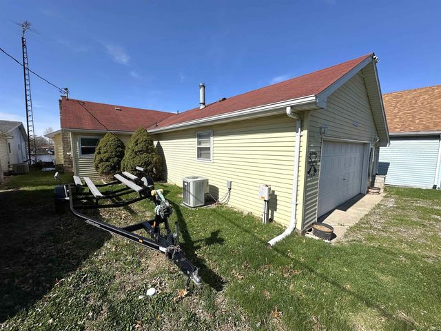 4863 E Elmer Girtz Drive, Monticello, IN 47960