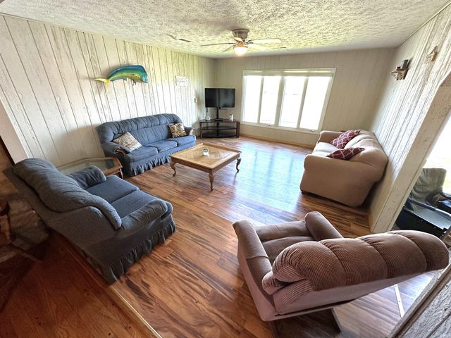 4863 E Elmer Girtz Drive, Monticello, IN 47960