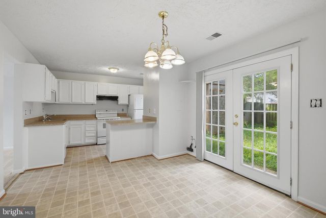 8635 REINECKE CT, Manassas Park, VA 20111